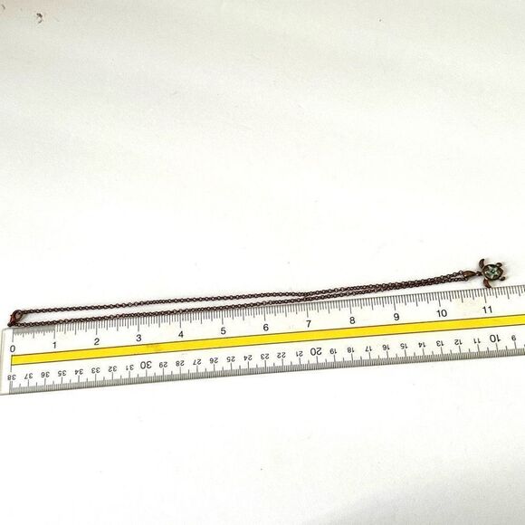 Copper tone and green turtle pendant necklace - Picture 8 of 8